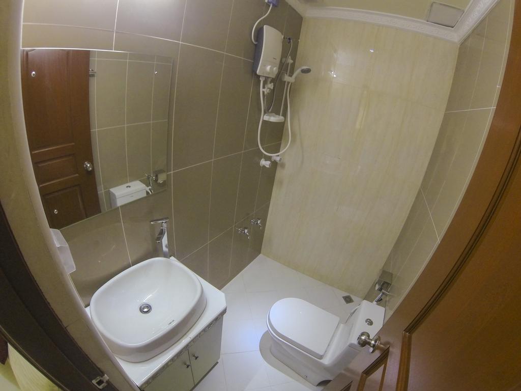 Coral Queen Inn Hulhumale Bilik gambar